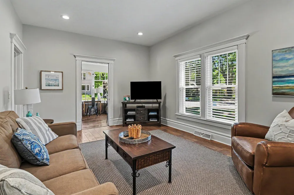 382 E 3rd Street Pentwater, MI 49449