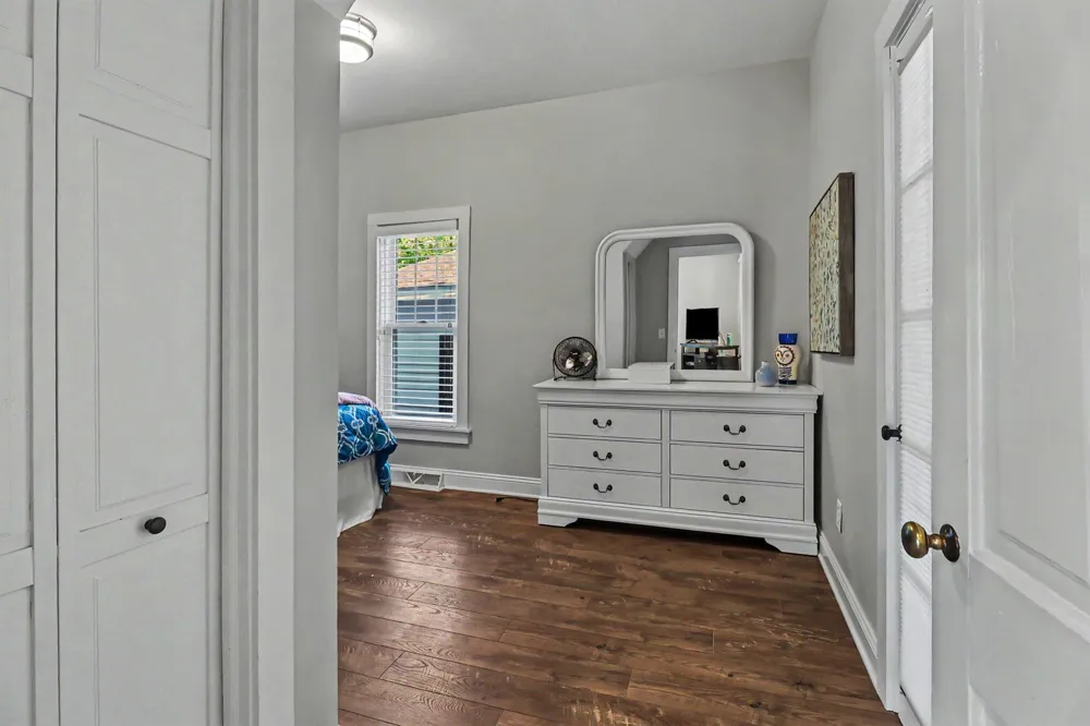 382 E 3rd Street Pentwater, MI 49449