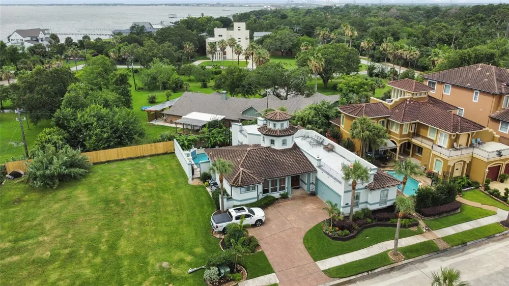 537 Villa Drive Seabrook, TX 77586