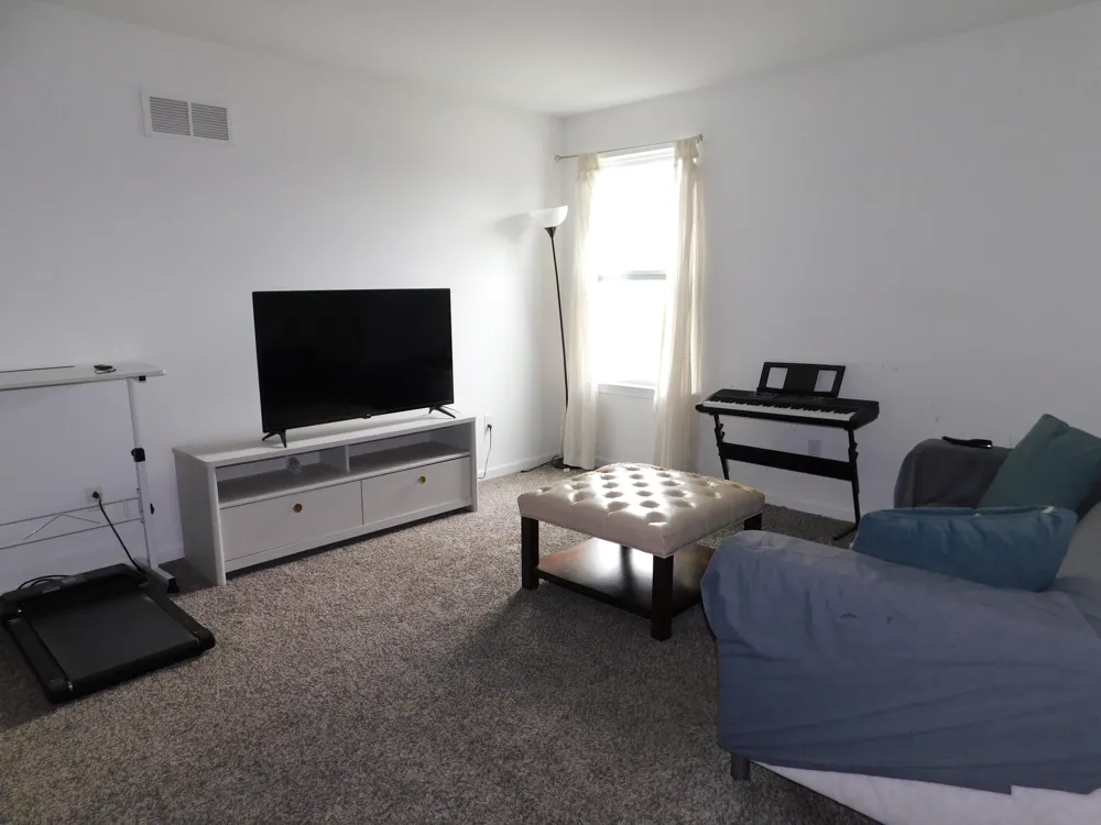 4446 Christina Drive Ypsilanti, MI 48197