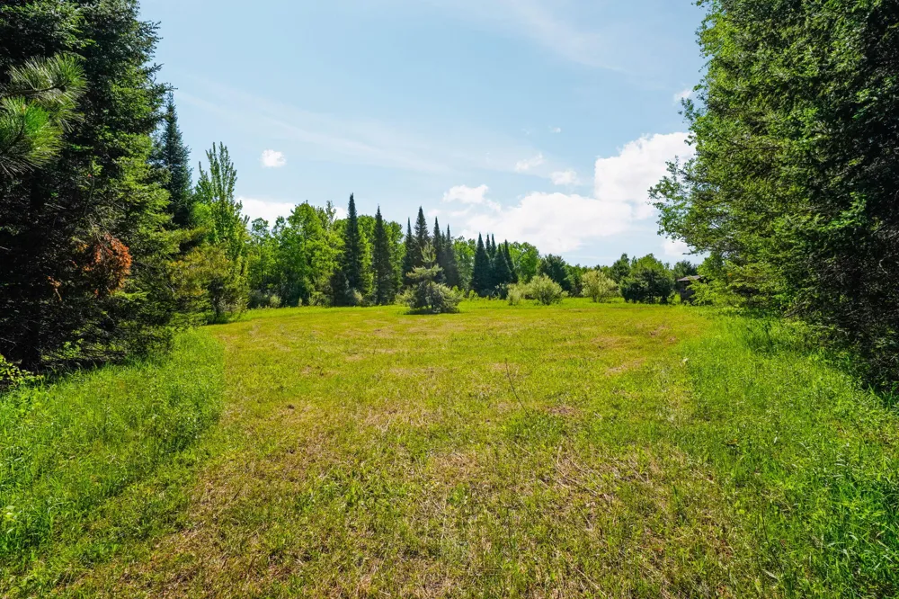 5515 E M 113 Kingsley, MI 49649