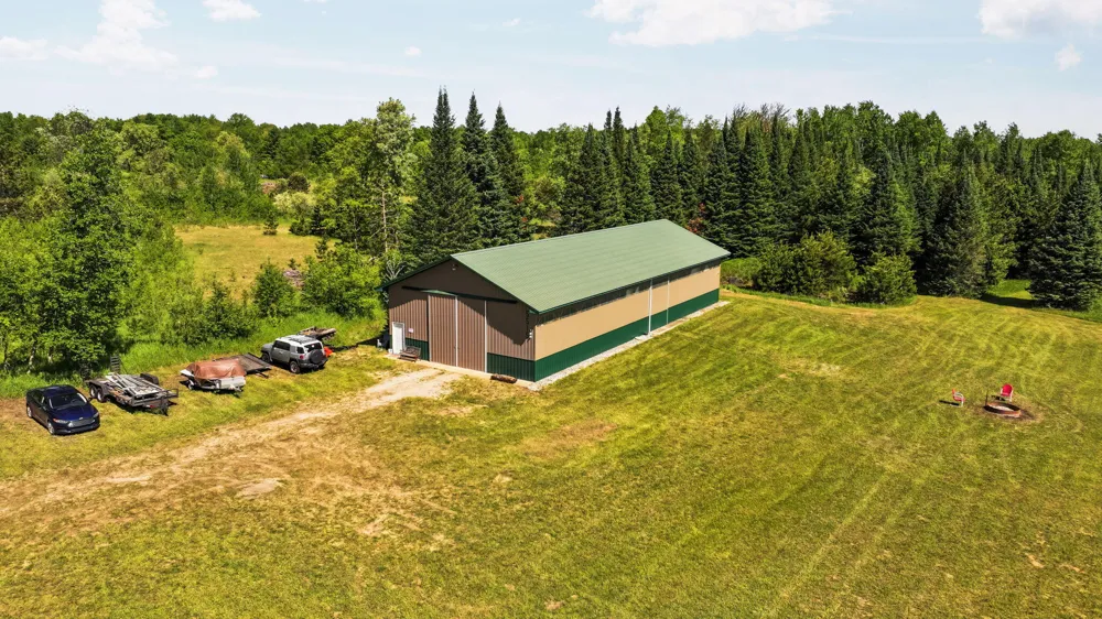 5515 E M 113 Kingsley, MI 49649