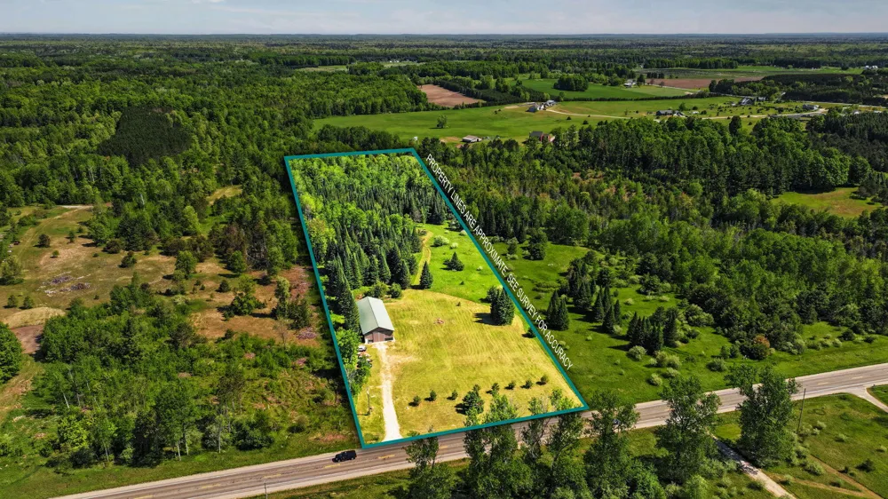 5515 E M 113 Kingsley, MI 49649