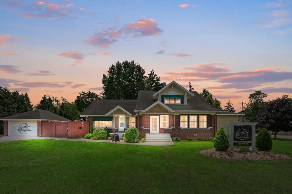 2 E Ash Street E Three Oaks, MI 49128