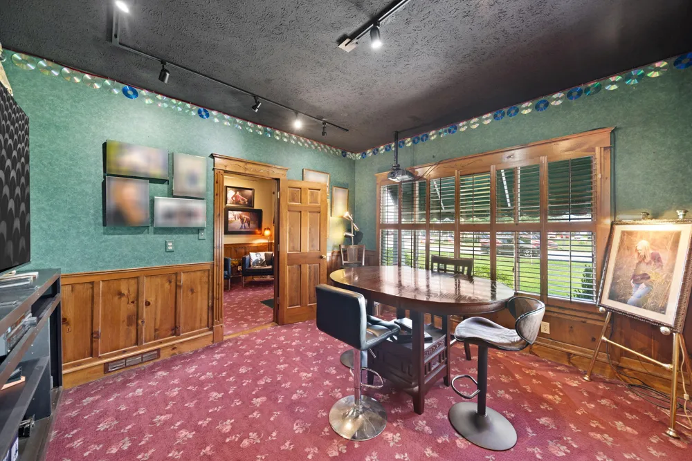 2 E Ash Street E Three Oaks, MI 49128
