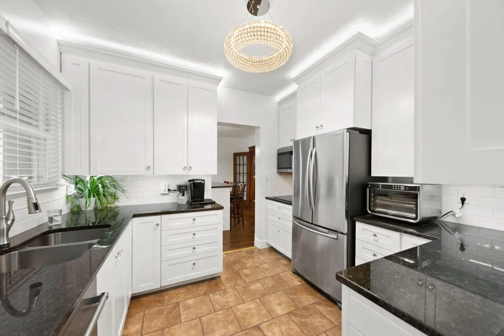 2 E Ash Street E Three Oaks, MI 49128