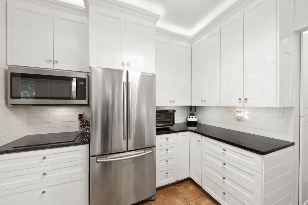 2 E Ash Street E Three Oaks, MI 49128