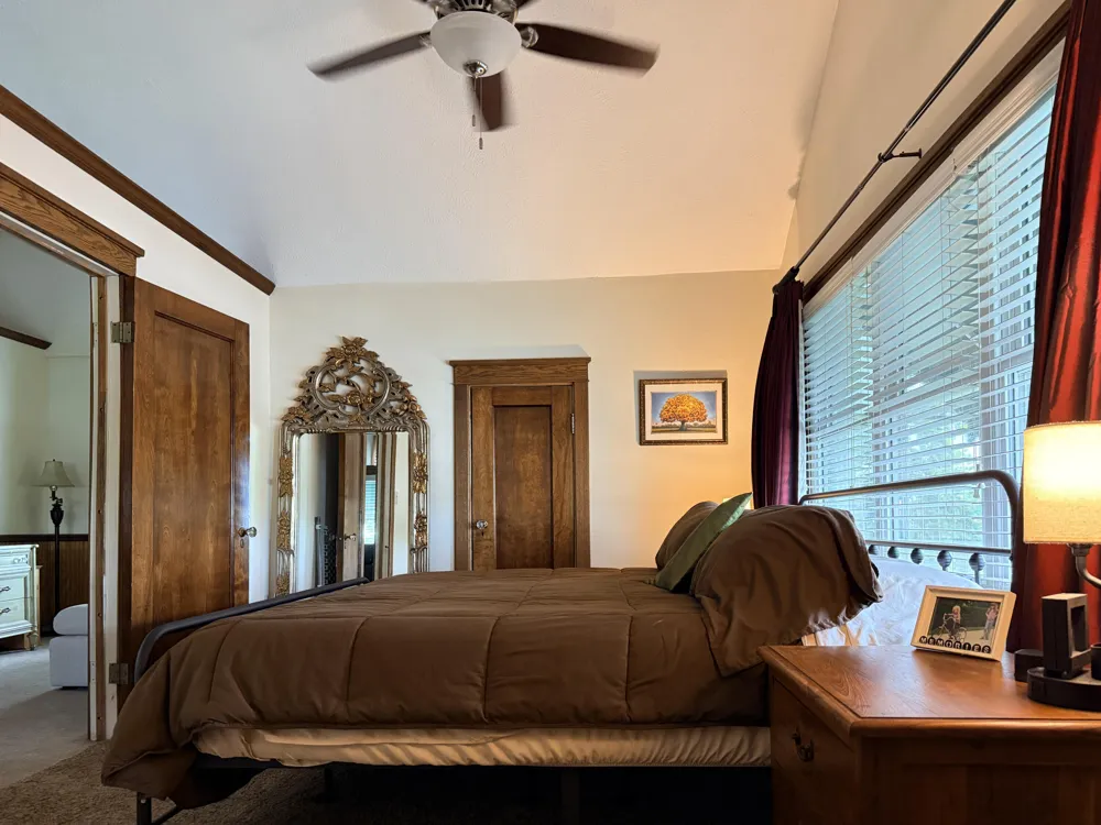 2 E Ash Street E Three Oaks, MI 49128