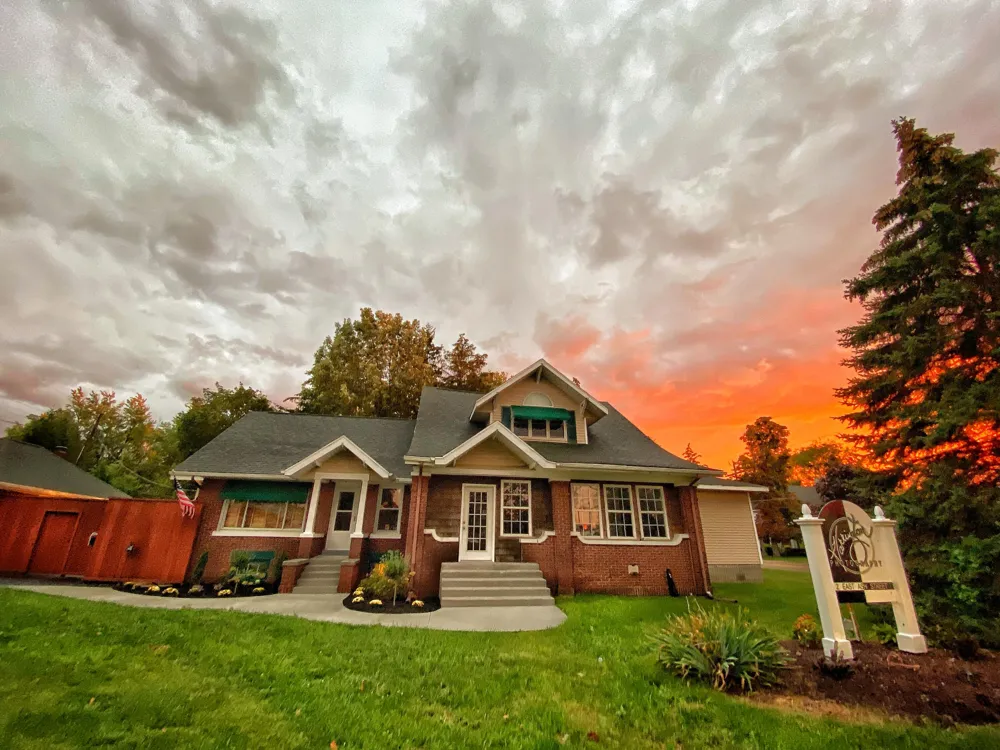 2 E Ash Street E Three Oaks, MI 49128