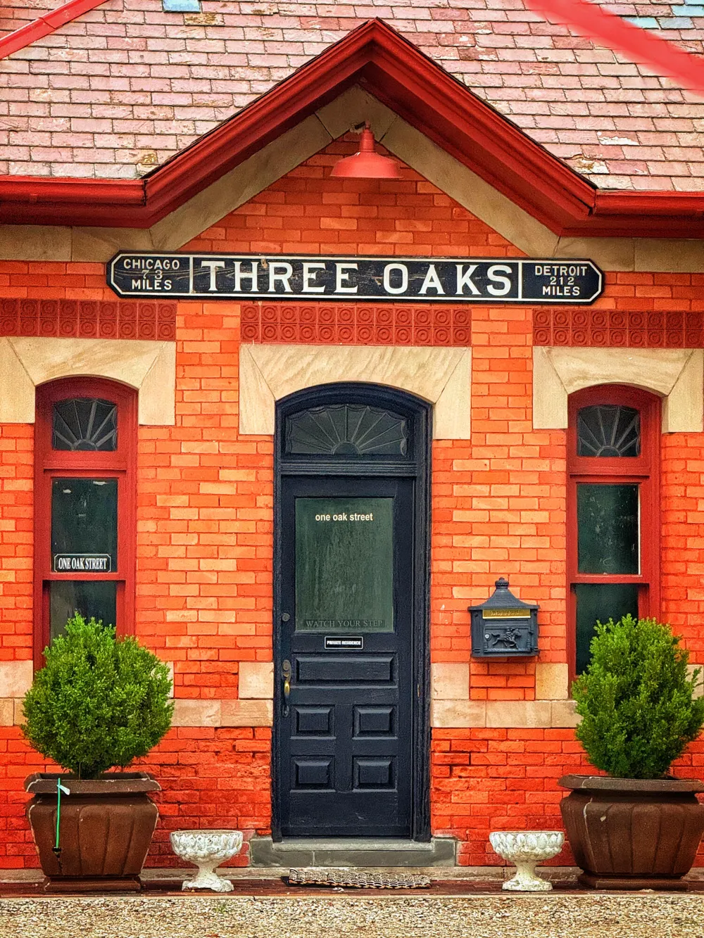 2 E Ash Street E Three Oaks, MI 49128