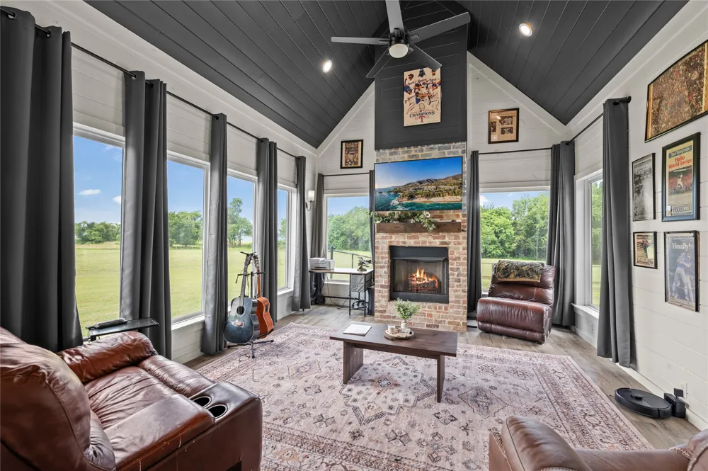 334 County Road 1859 Yantis, TX 75497