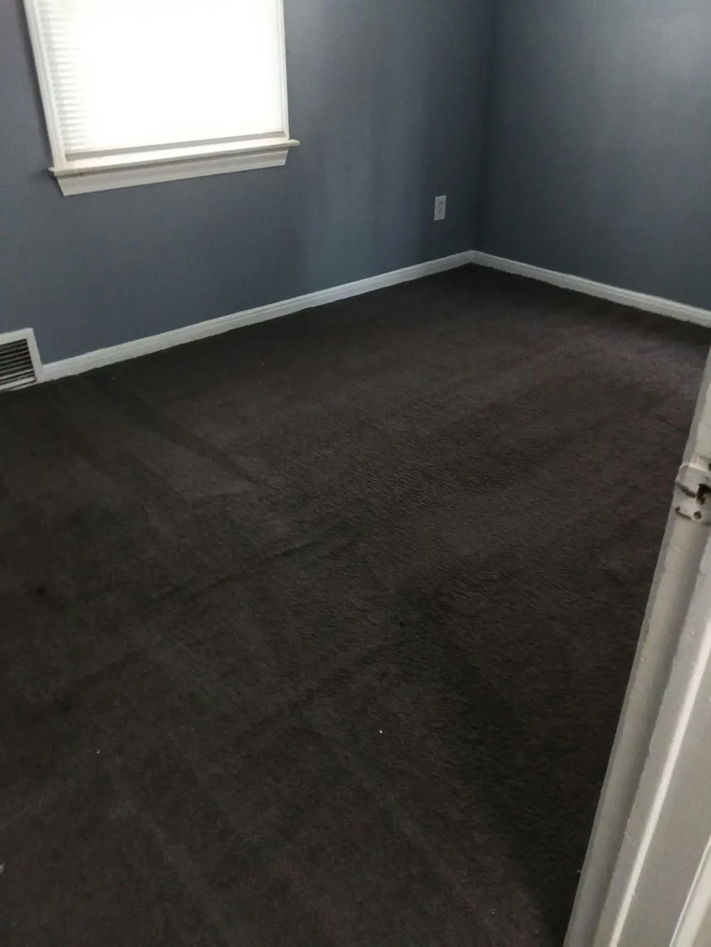16191 Salem Detroit, MI 48219