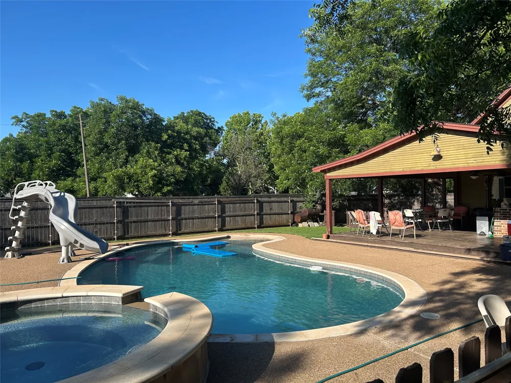 731 Kentucky Street Graham, TX 76450