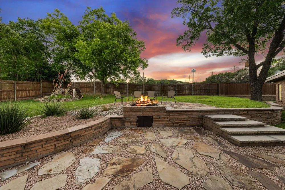 511 Sunset Street Clifton, TX 76634