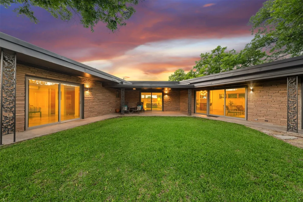 511 Sunset Street Clifton, TX 76634