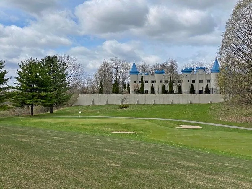 9372 E Circle Drive Canadian Lakes, MI 49346