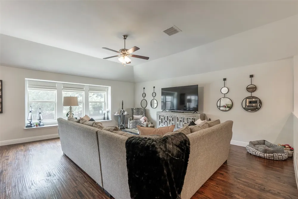 2513 Gramercy Park Drive Flower Mound, TX 75028