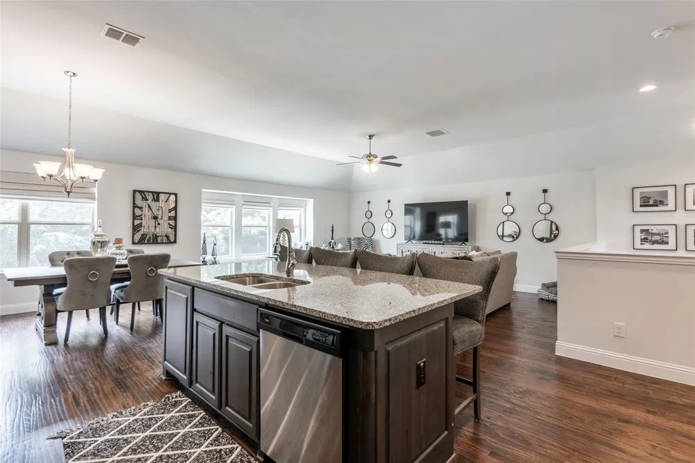2513 Gramercy Park Drive Flower Mound, TX 75028
