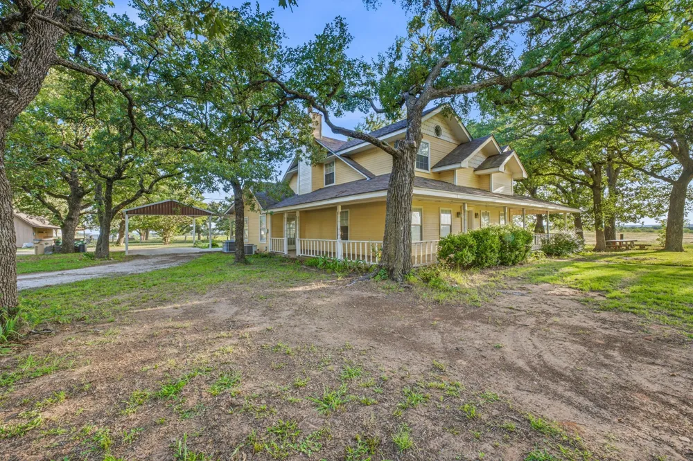 1001 Highway 587 De Leon, TX 76444