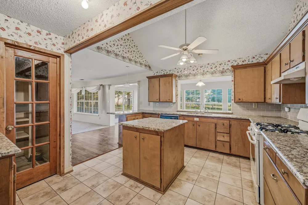 1001 Highway 587 De Leon, TX 76444