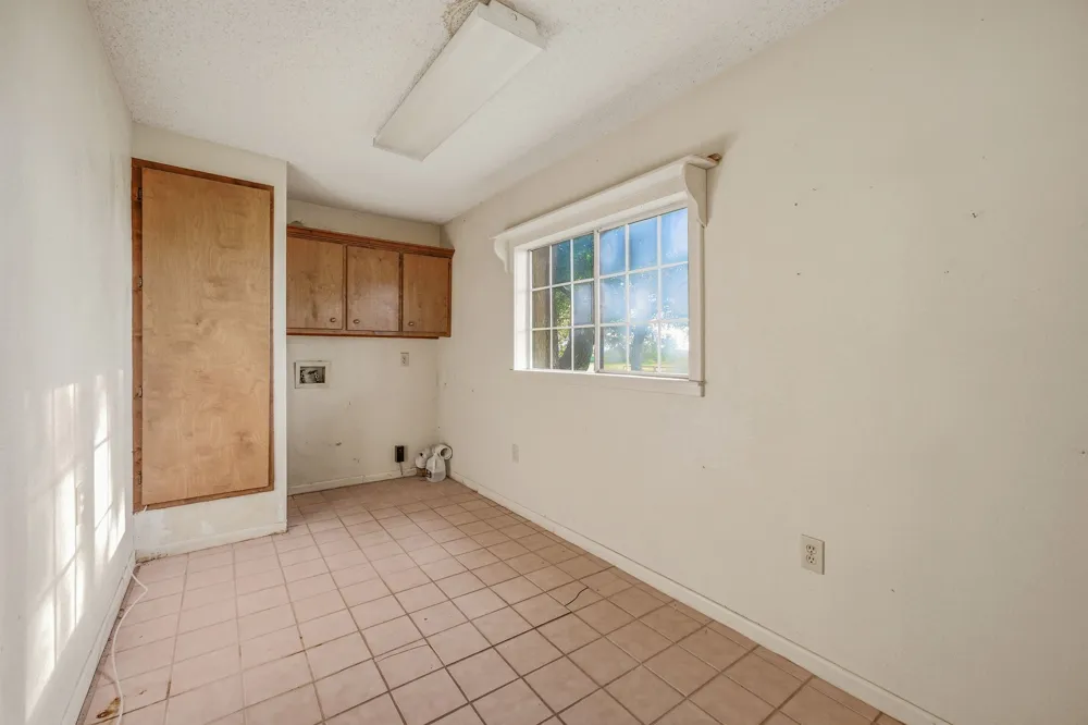 1001 Highway 587 De Leon, TX 76444