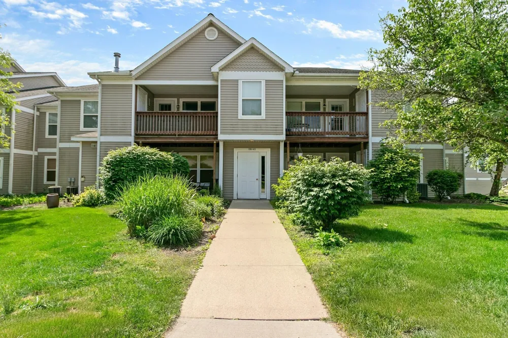 1407 Millbrook Trail Ann Arbor, MI 48108