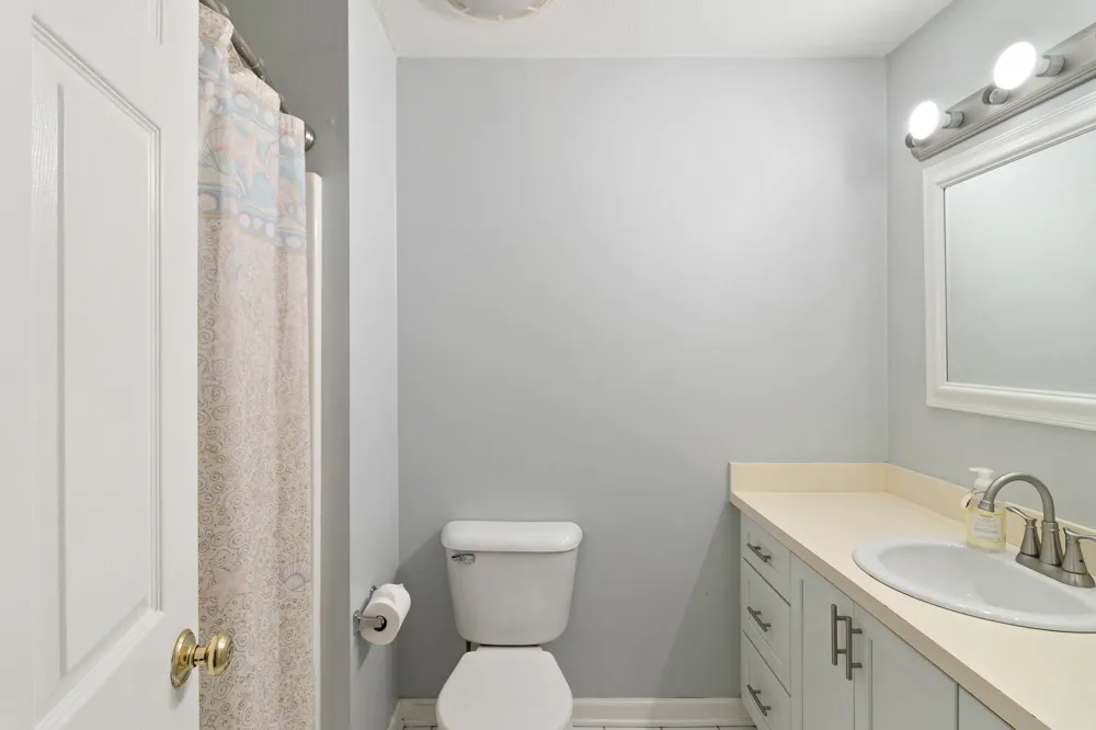 1407 Millbrook Trail Ann Arbor, MI 48108