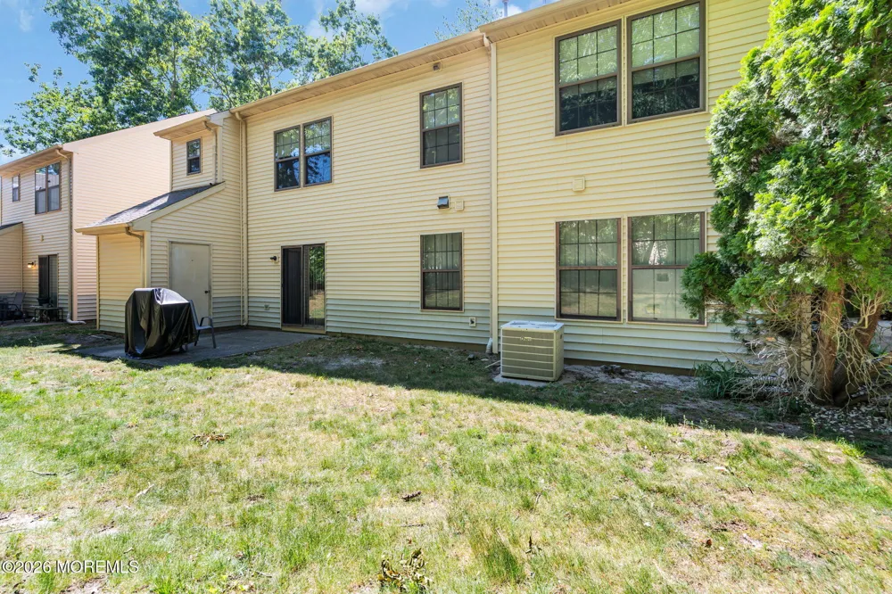 163 Lilac Court Jackson, NJ 08527