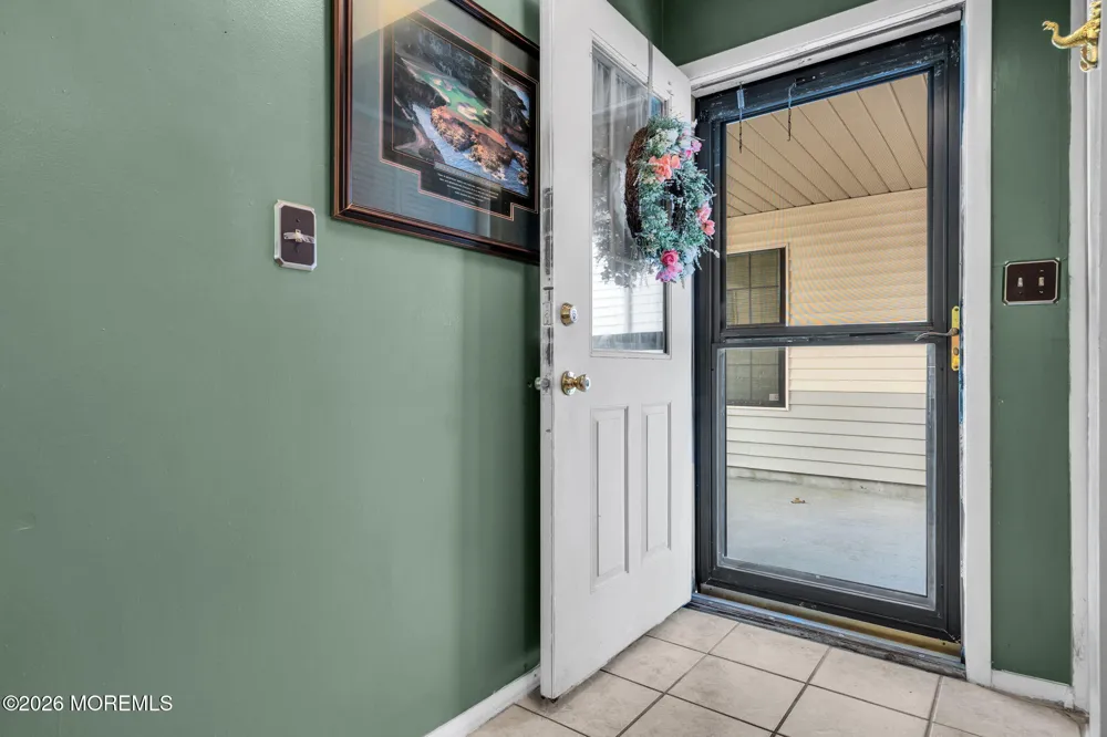 163 Lilac Court Jackson, NJ 08527