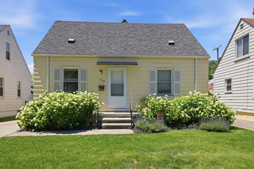 3432 Woodside Street Dearborn, MI 48124