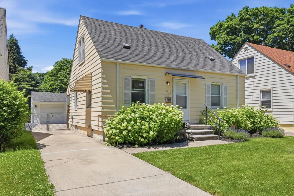 3432 Woodside Street Dearborn, MI 48124