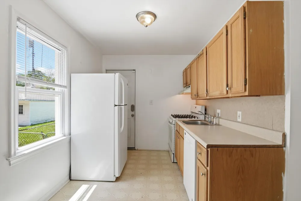 3432 Woodside Street Dearborn, MI 48124