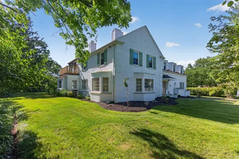 5050 Browns Lake Road