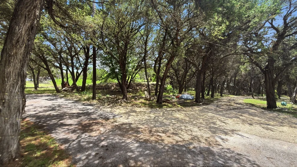 1129 County Road 306 #B Glen Rose, TX 76077
