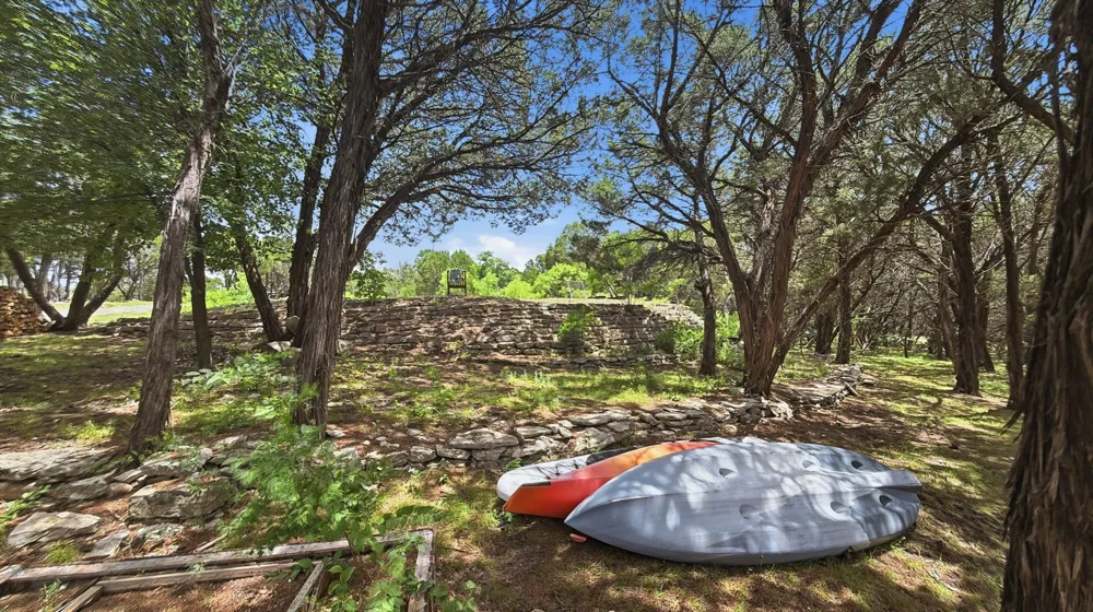 1129 County Road 306 #B Glen Rose, TX 76077