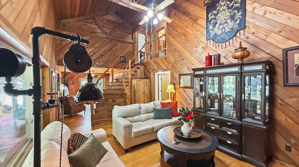 1129 County Road 306 #B Glen Rose, TX 76077