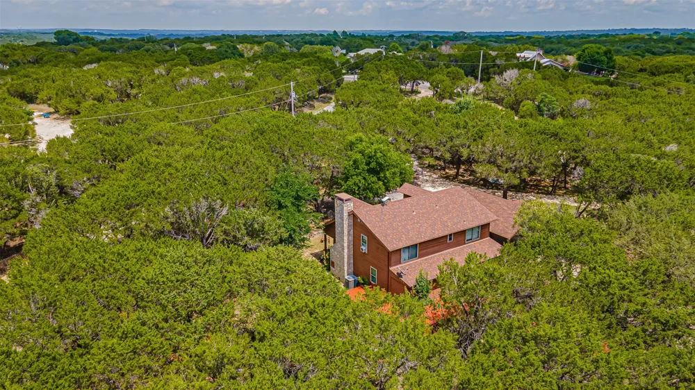 1129 County Road 306 #B Glen Rose, TX 76077