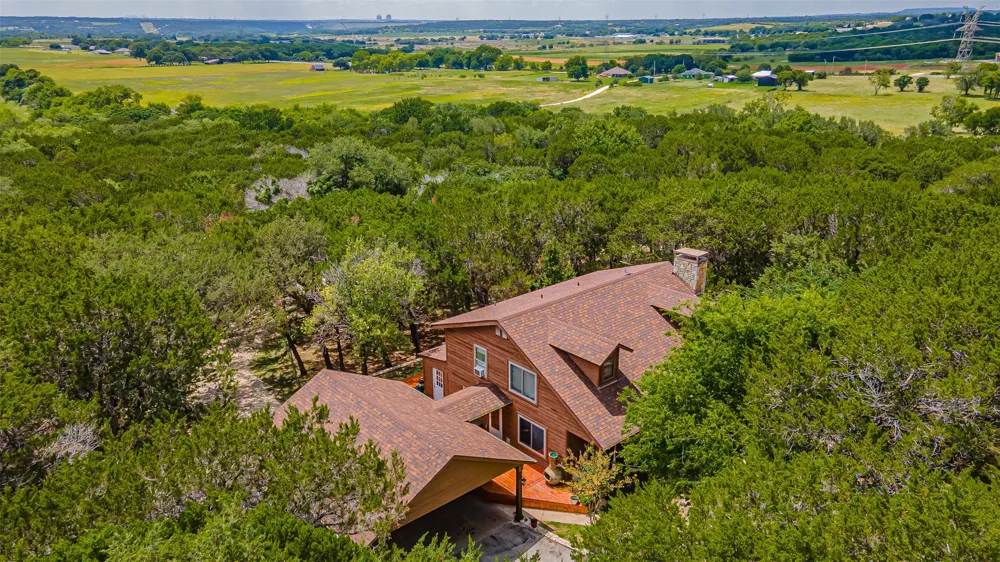 1129 County Road 306 #B Glen Rose, TX 76077