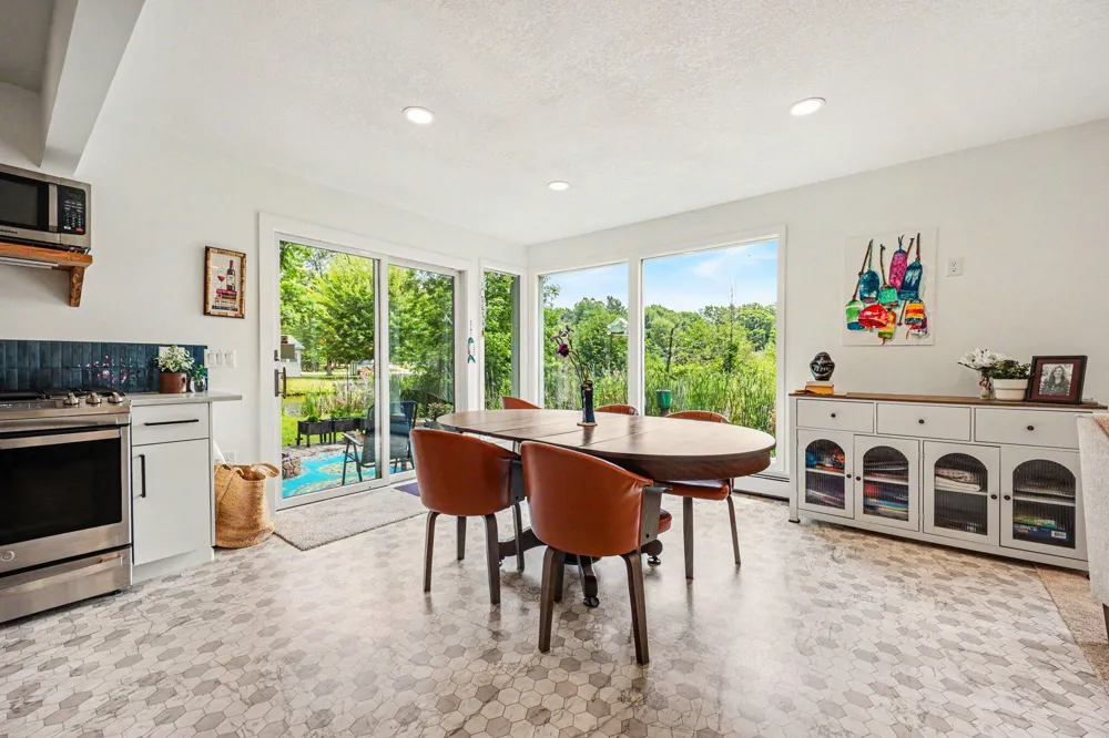 11482 Lakeshore Drive Lakeview, MI 48850