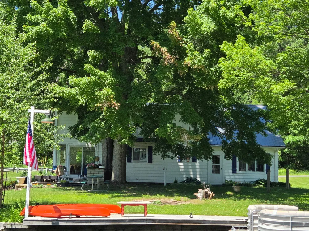 11482 Lakeshore Drive Lakeview, MI 48850