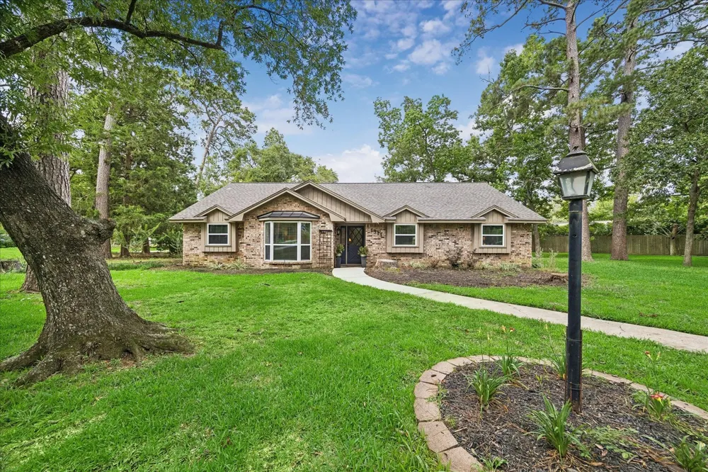 1311 Forest Cove Drive Kingwood, TX 77339
