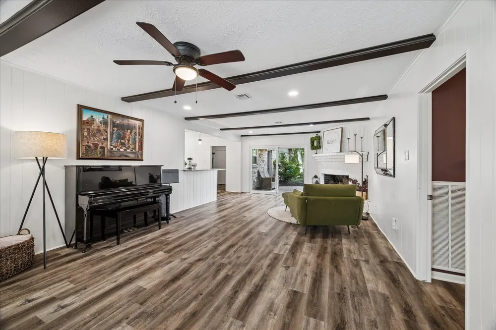 1311 Forest Cove Drive Kingwood, TX 77339