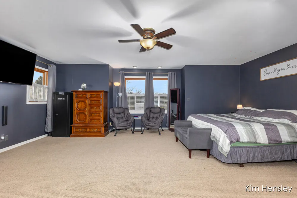1594 Louva Court Belding, MI 48809