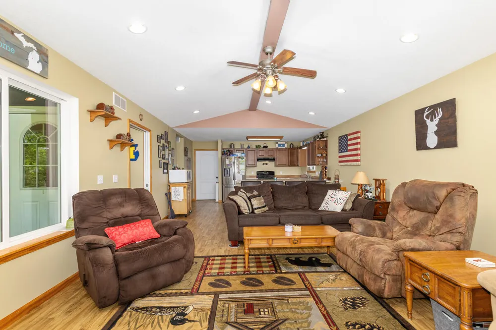 9622 River Bend Drive Evart, MI 49631
