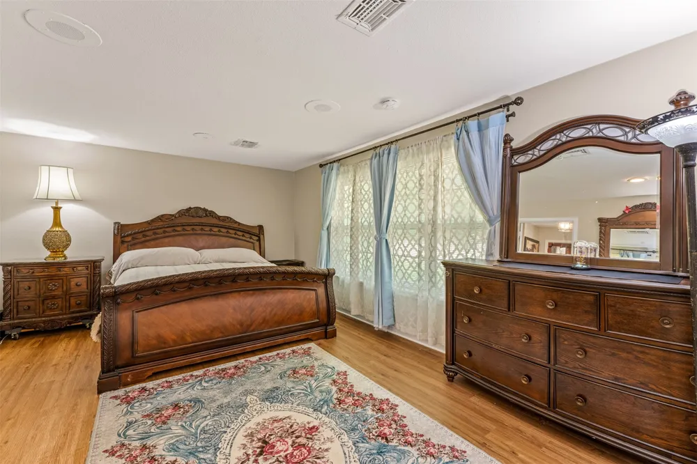 708 Topeka Drive Woodway, TX 76712