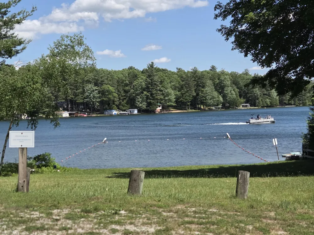 9638 W School Section Lake Drive Mecosta, MI 49332