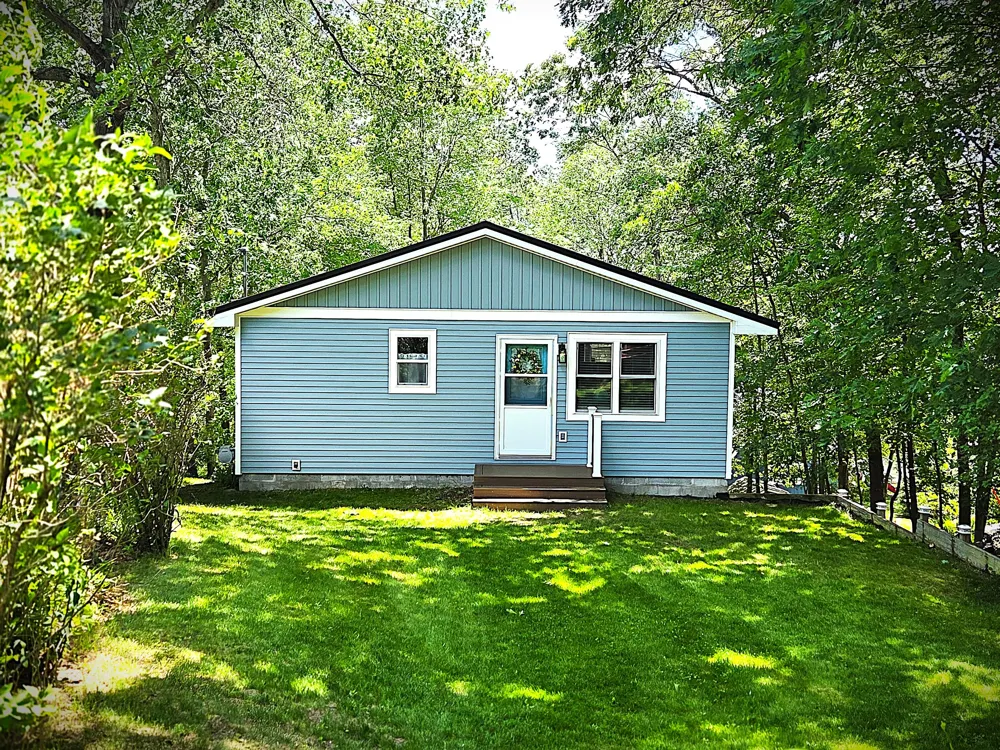 9638 W School Section Lake Drive Mecosta, MI 49332