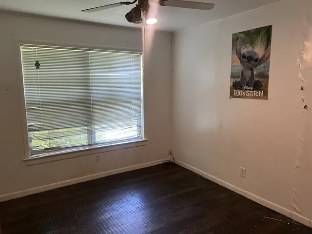 627 Kingston Drive Irving, TX 75061