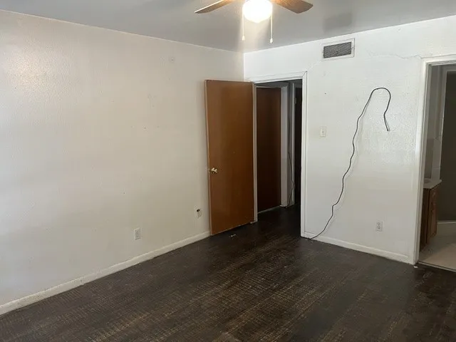 627 Kingston Drive Irving, TX 75061