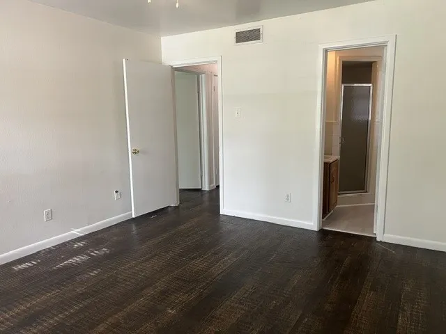 627 Kingston Drive Irving, TX 75061